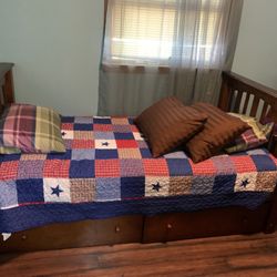 Twin Bed 