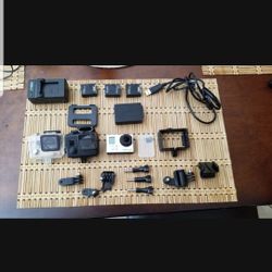 GoPro 3 Silver +with Accessories