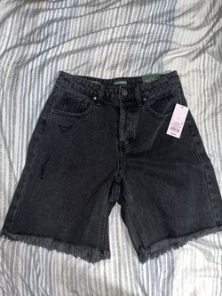 High Rise Bermuda Shorts 