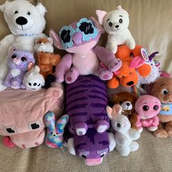 Lot of 14 Stuffed Toys, excellent condition 
