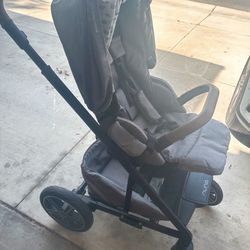 Nuna Baby Stroller Excellent. Premium 