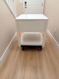 White  Side Table with Drawer and lamp