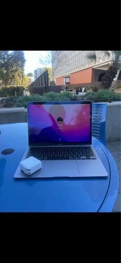 MacBook M1 8GB of RAM