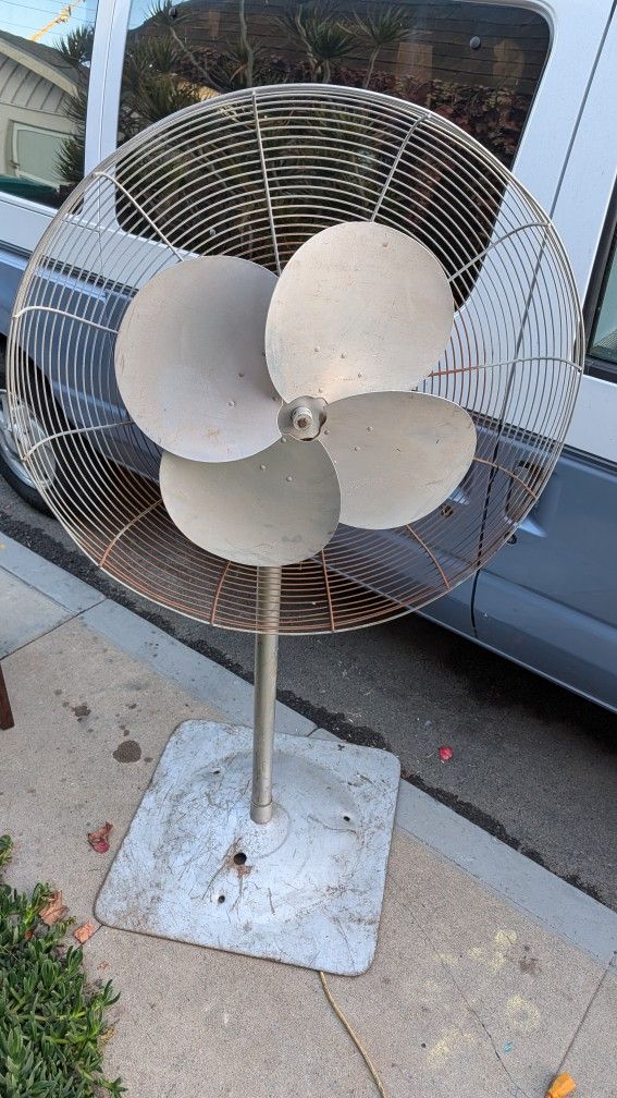 XL Vintage Industrial Fan Extra Large 24" Blade W Heavier Gauge Metal Stand Please Read Mid-Century Commercial Shop Fan