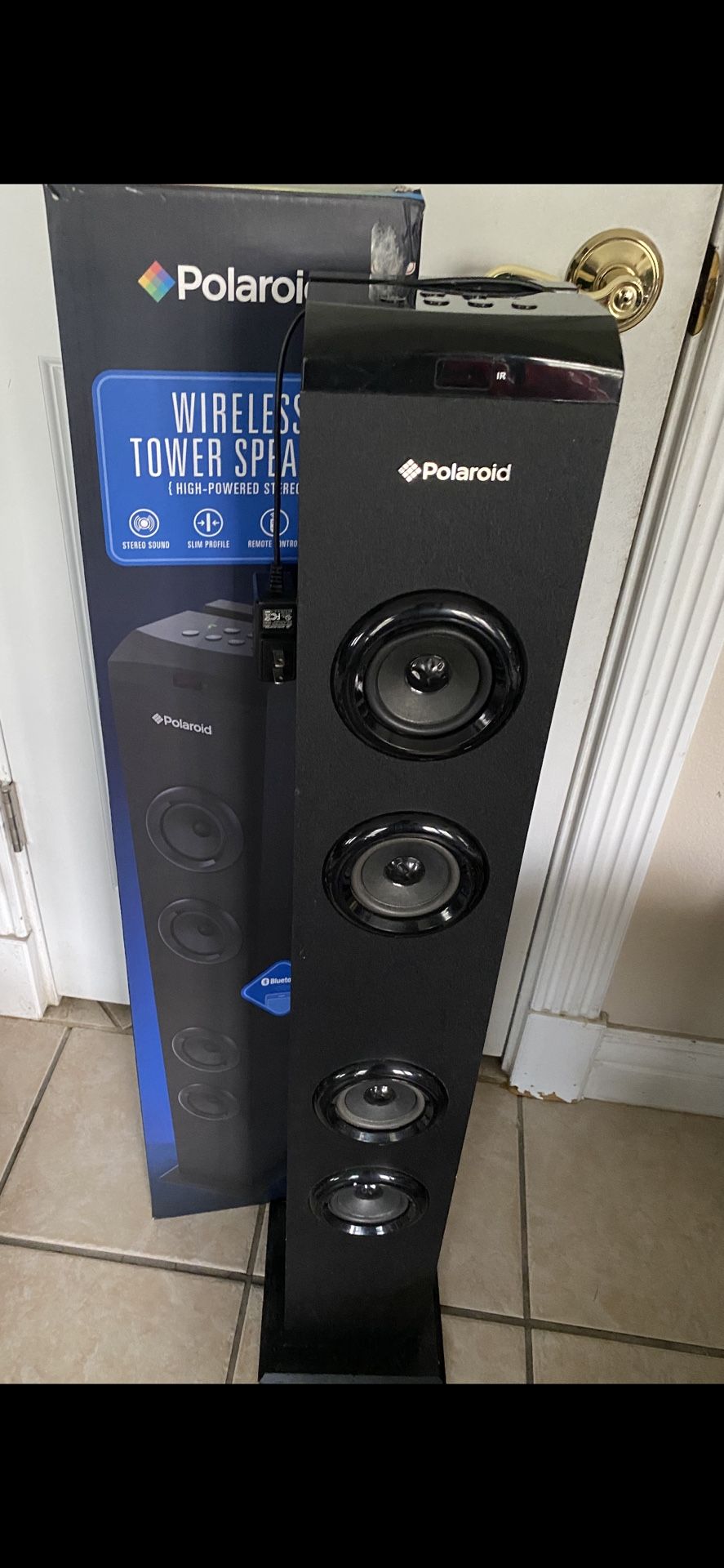 Polaroid Wireless tower speaker