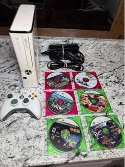 White xbox 360 slim 320GB with games