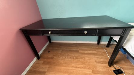 Desk $100 obo