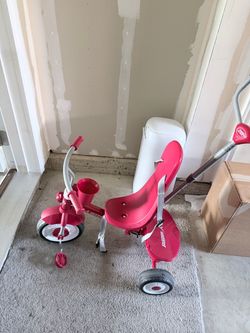 Radio Flyer Kids Tricycle Pink