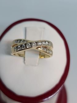 14k gold diamond ring