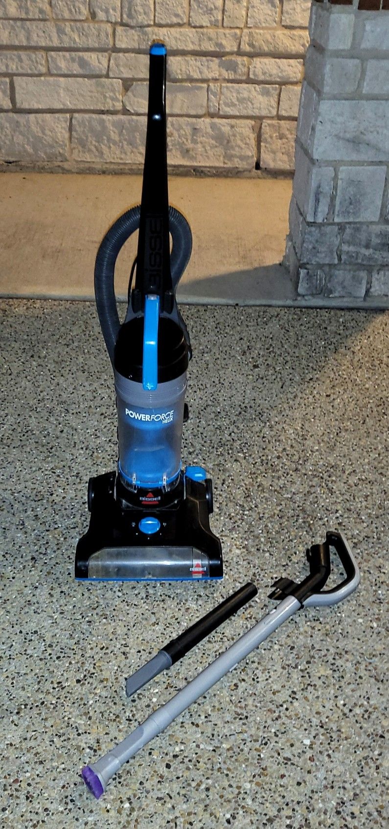 Bissell Vacuum Cleaner 