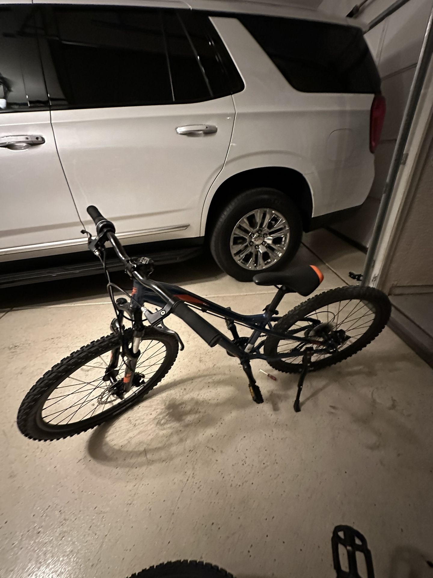 GT Mountain Bike