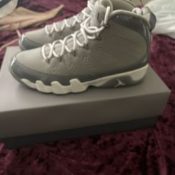 Jordan 9 Retro Cool Gray Size 10 $300