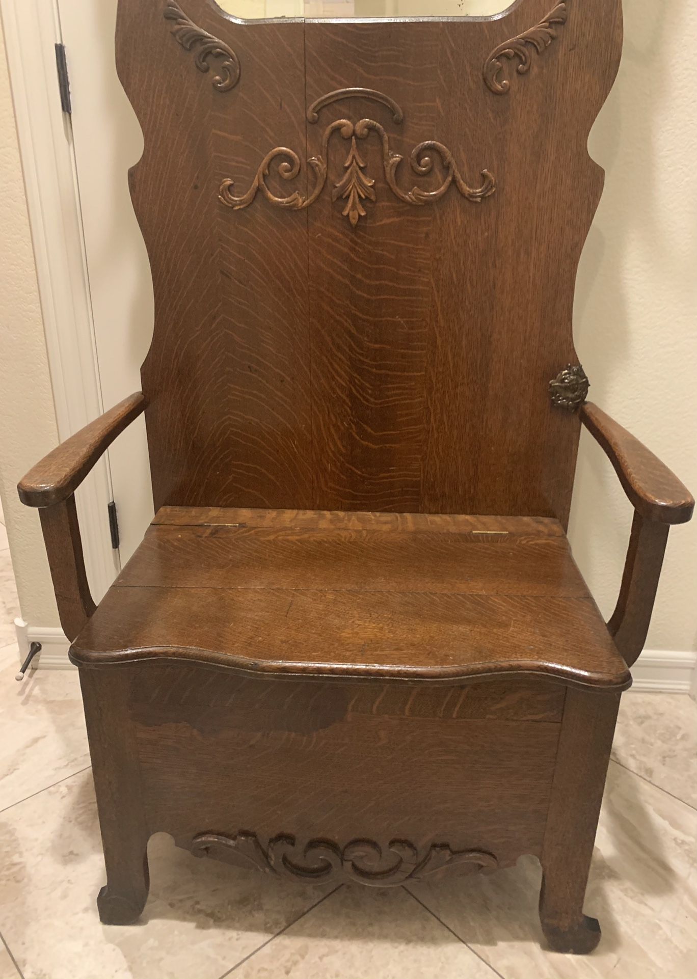 Antique Hall Tree Mirror Seat With Storage for Sale in Henderson, NV OfferUp