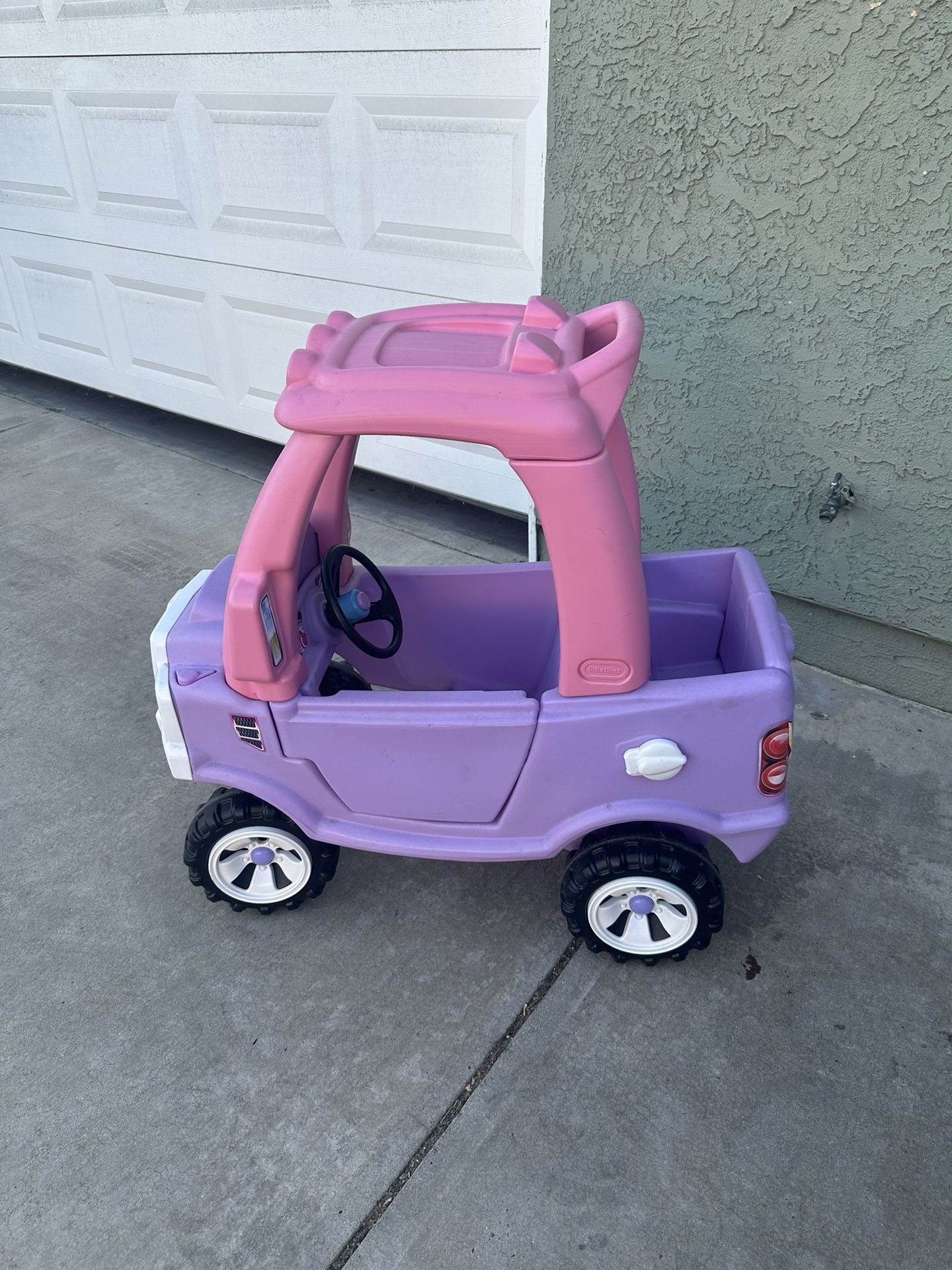 Little Tikes Princess Ride-On Truck