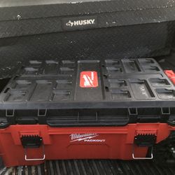Milwaukee Packout Rolling Toolbox 