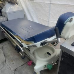 Stryker 7000 Hospital Emergency Stretcher / Gurney – For Repair or Parts