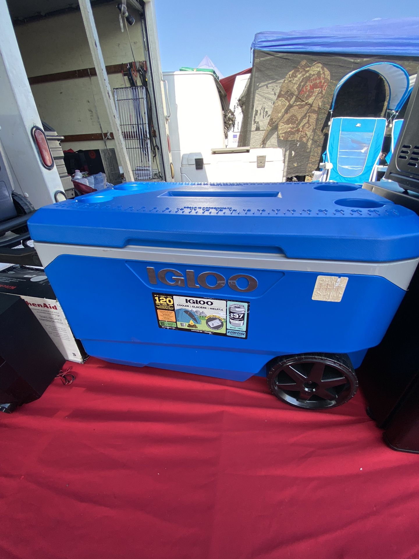 Big Blue Heavy Duty Igloo Cooler