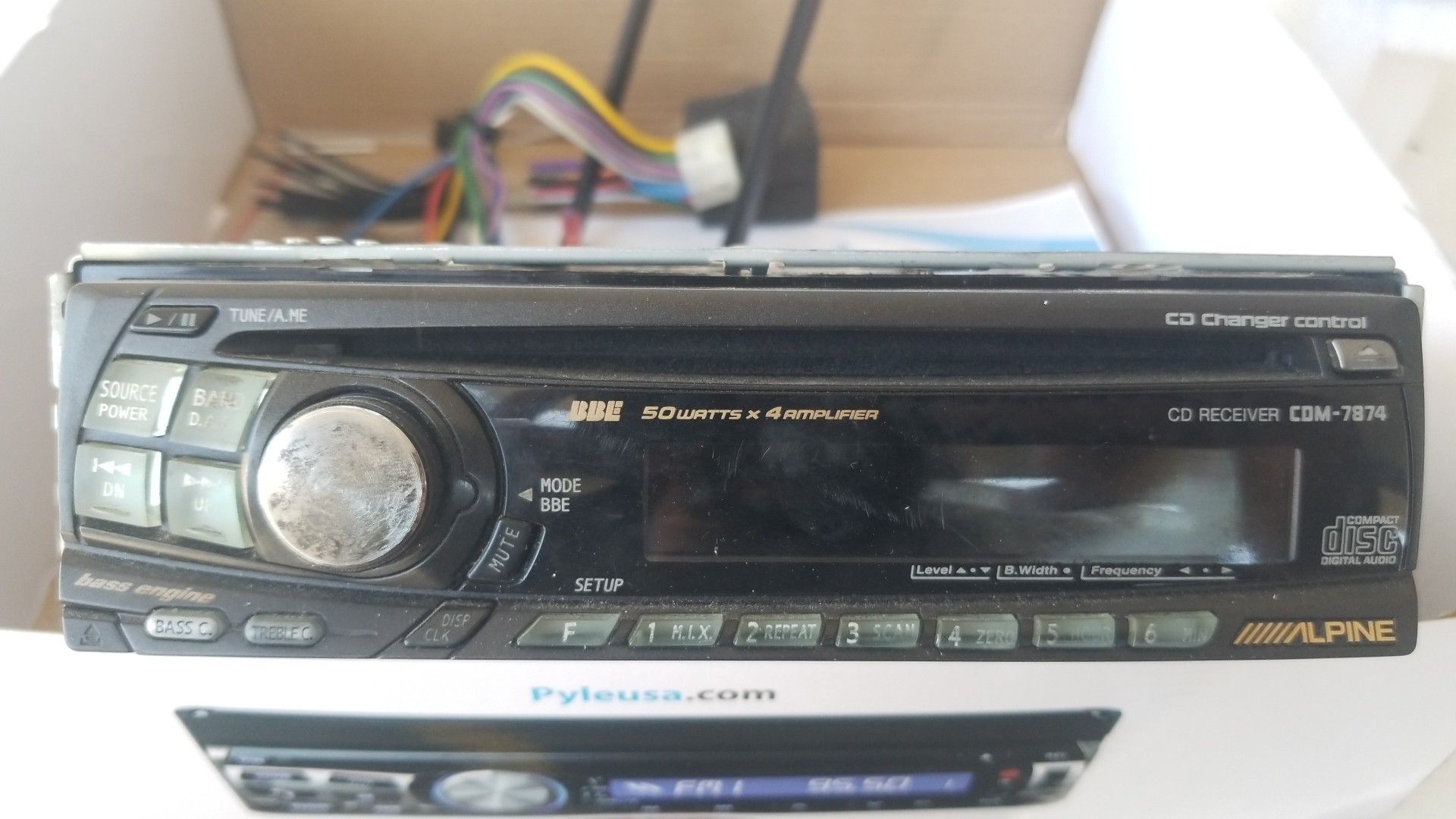 Alpine cdm 7874 stereo