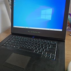 Dell Alienware R15 Upgraded 24gb RAM And Ssd 1tb -  Screen Needs Replacement But Works With Monitor
