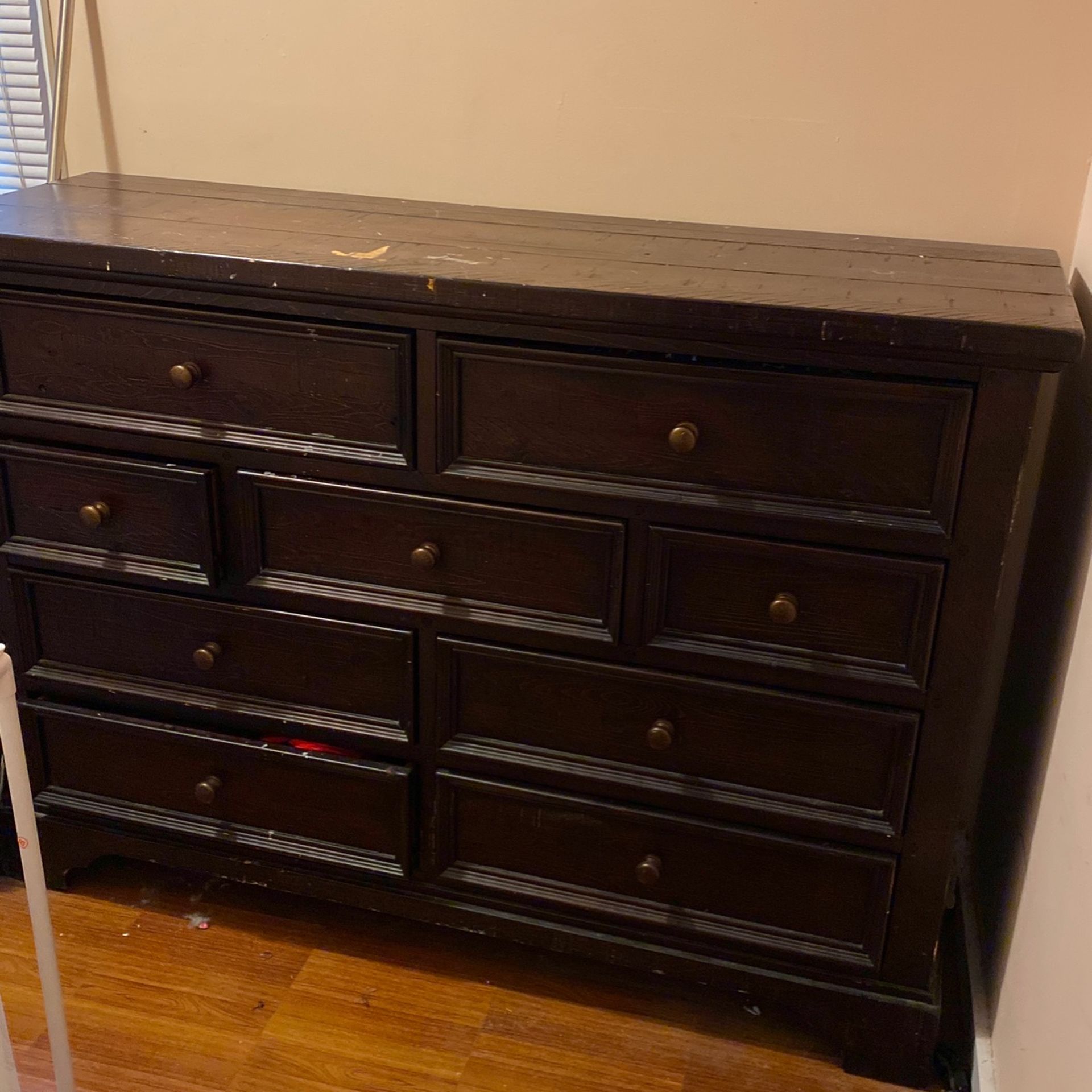 Huge Dresser