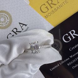 ✅BRAND NEW SILVER 925 Moissanite emerald Ring