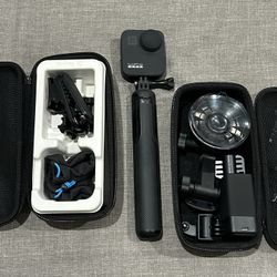Full Mint GoPro Camera Video And Accessory Set