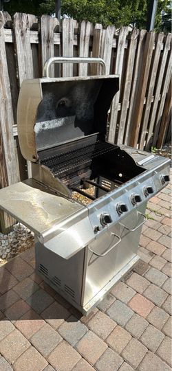 Stainless Steel 4-Burner Gas Grill