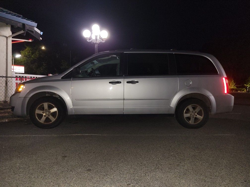 2008 Dodge Grand Caravan