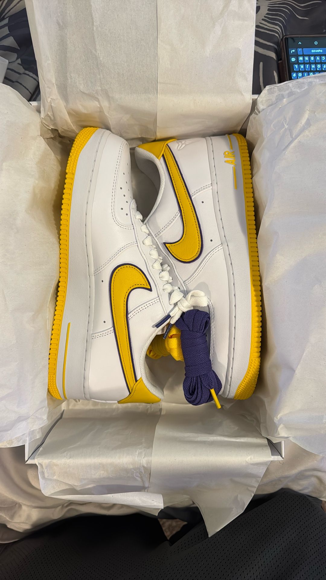 Nike Air Force 1 Low Retro QS “ Kobe Bryant Lakers Home ”