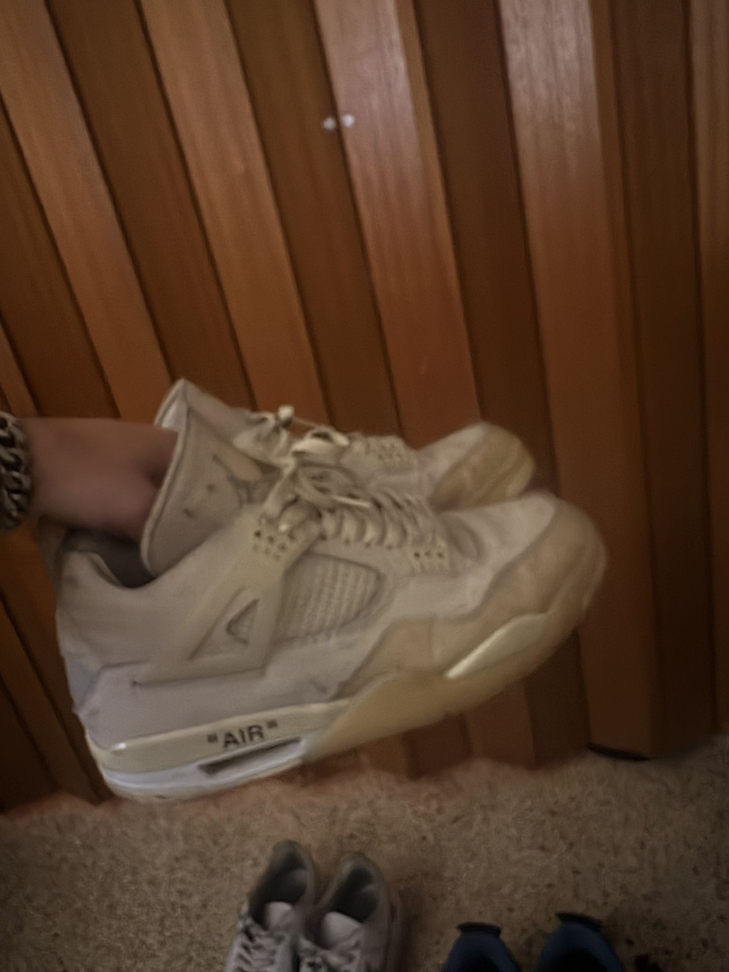 Jordan 4