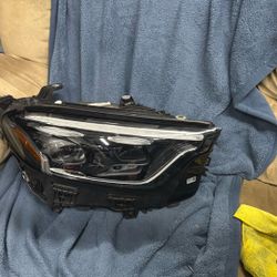 2024 2025 Mercedes GLC Passenger Side, Headlight,