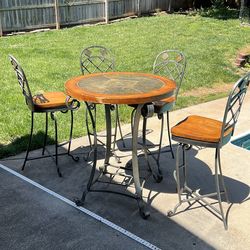 Indoor outdoor bar table and 4 chairs