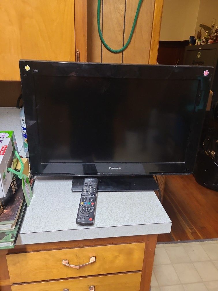 Panasonic 24"