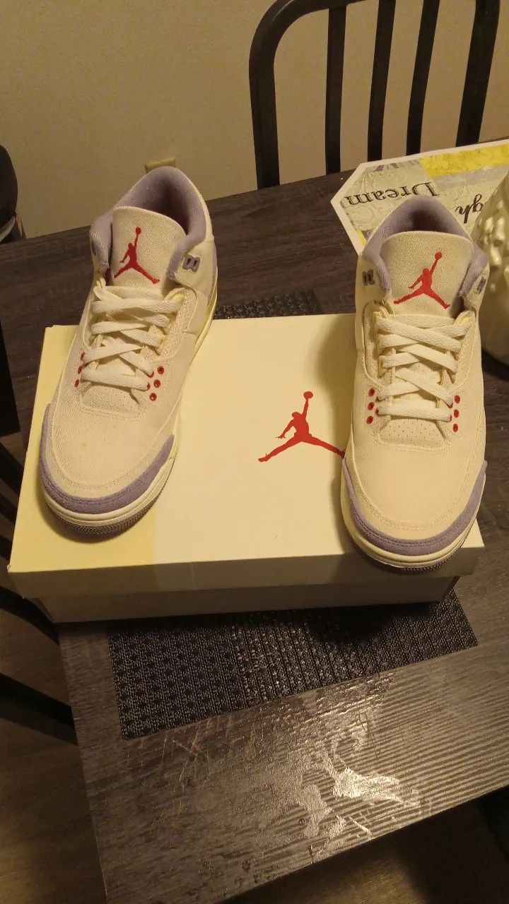 Jordan 3's