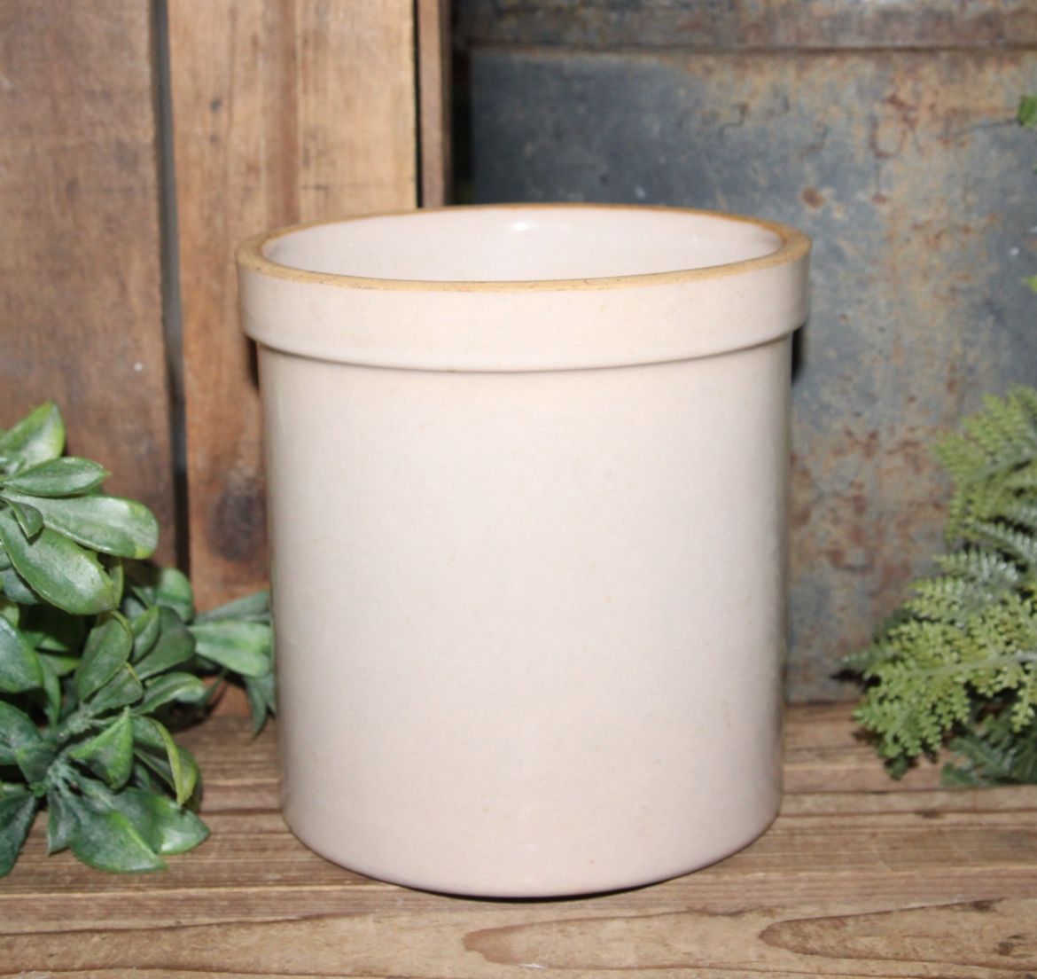 Vintage Primitive Farmhouse Cream Stoneware Crock Pot