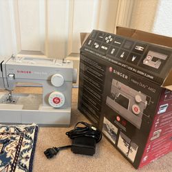 Singer Heavy Duty Sewing Machine