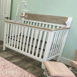 Convertible Crib