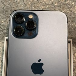 iPhone 12 PRO MAX Size UNLOCKED 