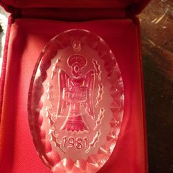 Waterford 1981 Year Crystal Christmas Ornament Angel