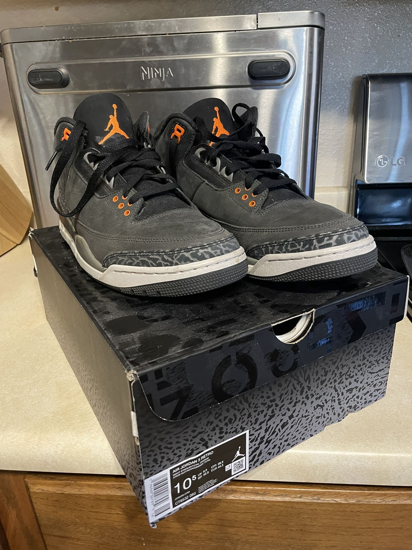 Jordan 3 Retro Night Stadium Orange 10.5