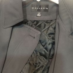$61 Women’s XL All Weather single button Trench 🧥 Coat Removable lining