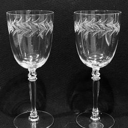 Vintage Holly Clear by Fostoria Set of 2 Water Goblets 7-7/8”. Perfect condition.