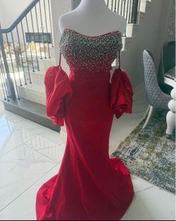 Vendo variedades de vestidos nuevos