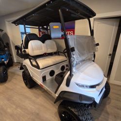 2025 Voyager Patriot 4-Passenger Lifted 72-Volt Street Legal LSV Golf Cart