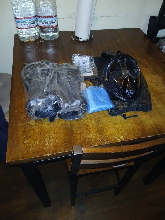 Snorkeling Kit With Fins