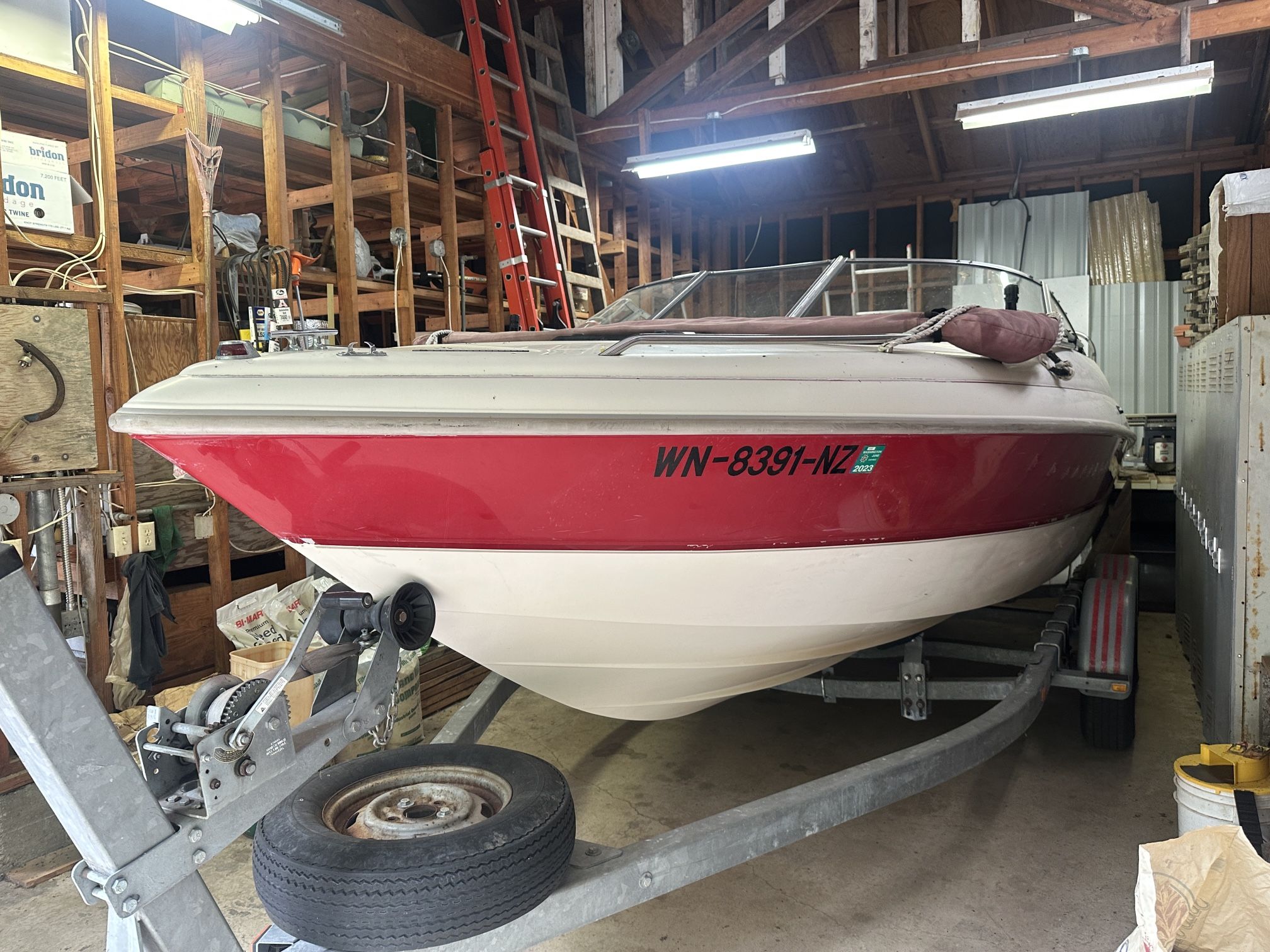 1995 20 Foot StarCraft Cuddy Cabin Boat