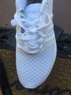 Whiteout adidas ( fresh off the box)