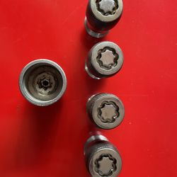 Mcgard Lug Nuts 