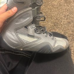 Nike hyper ko2 boxing shoes 
