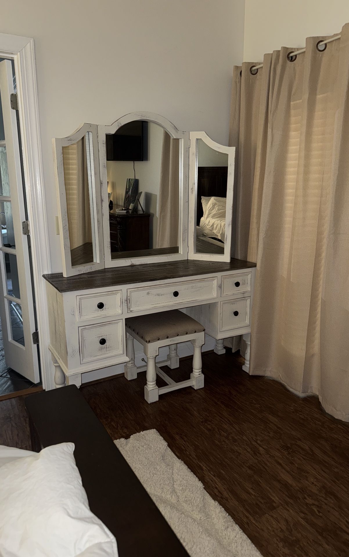 Vanity